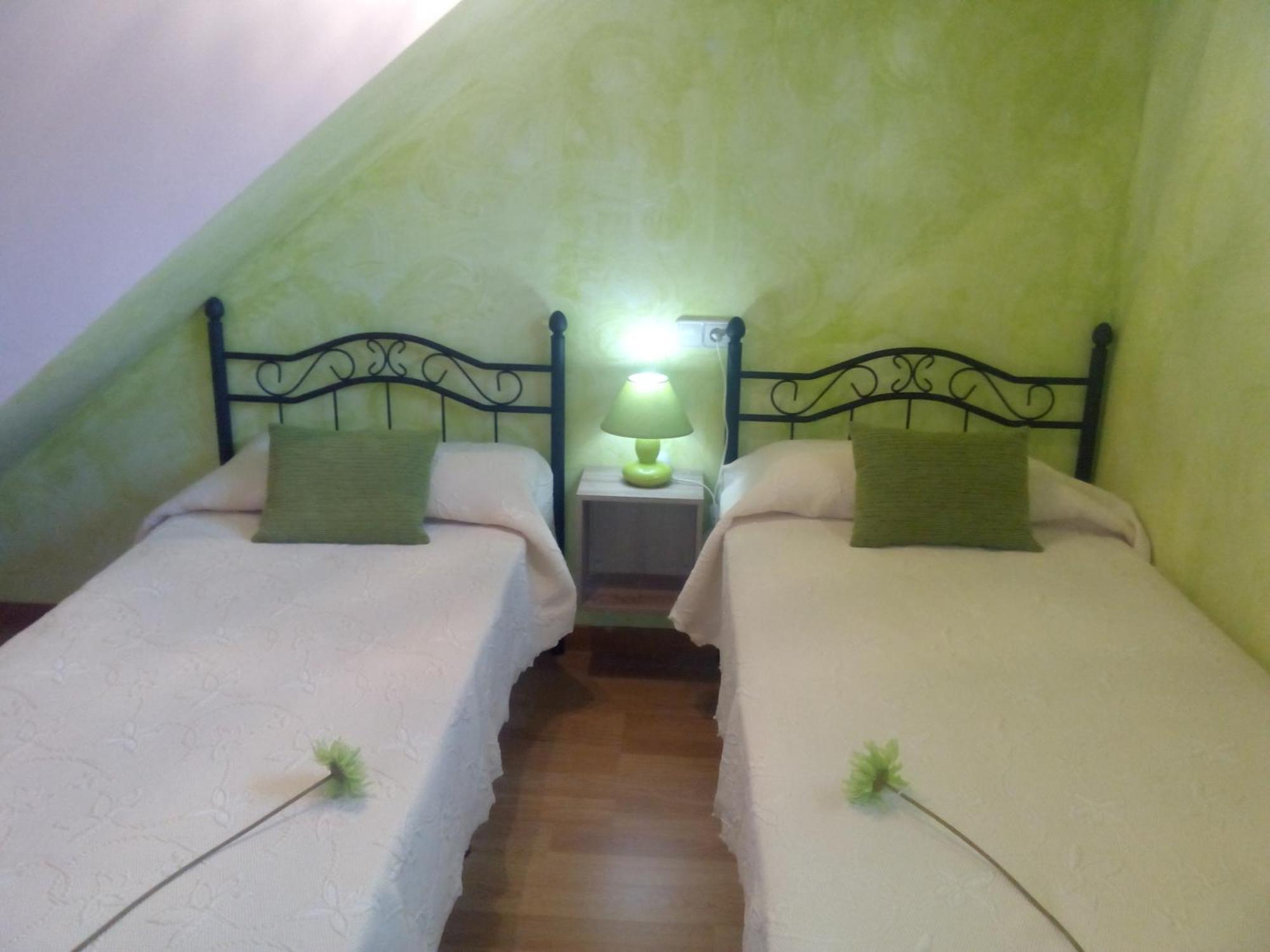 Casa Javier Guest House Rodellar Bilik gambar