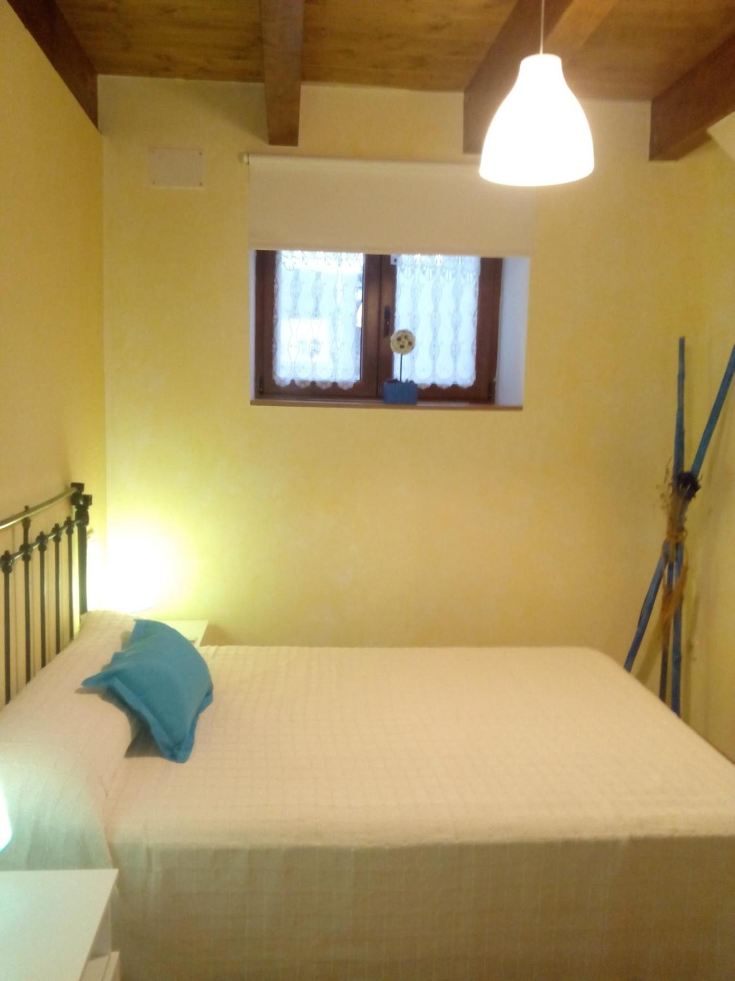 Casa Javier Guest House Rodellar Bilik gambar