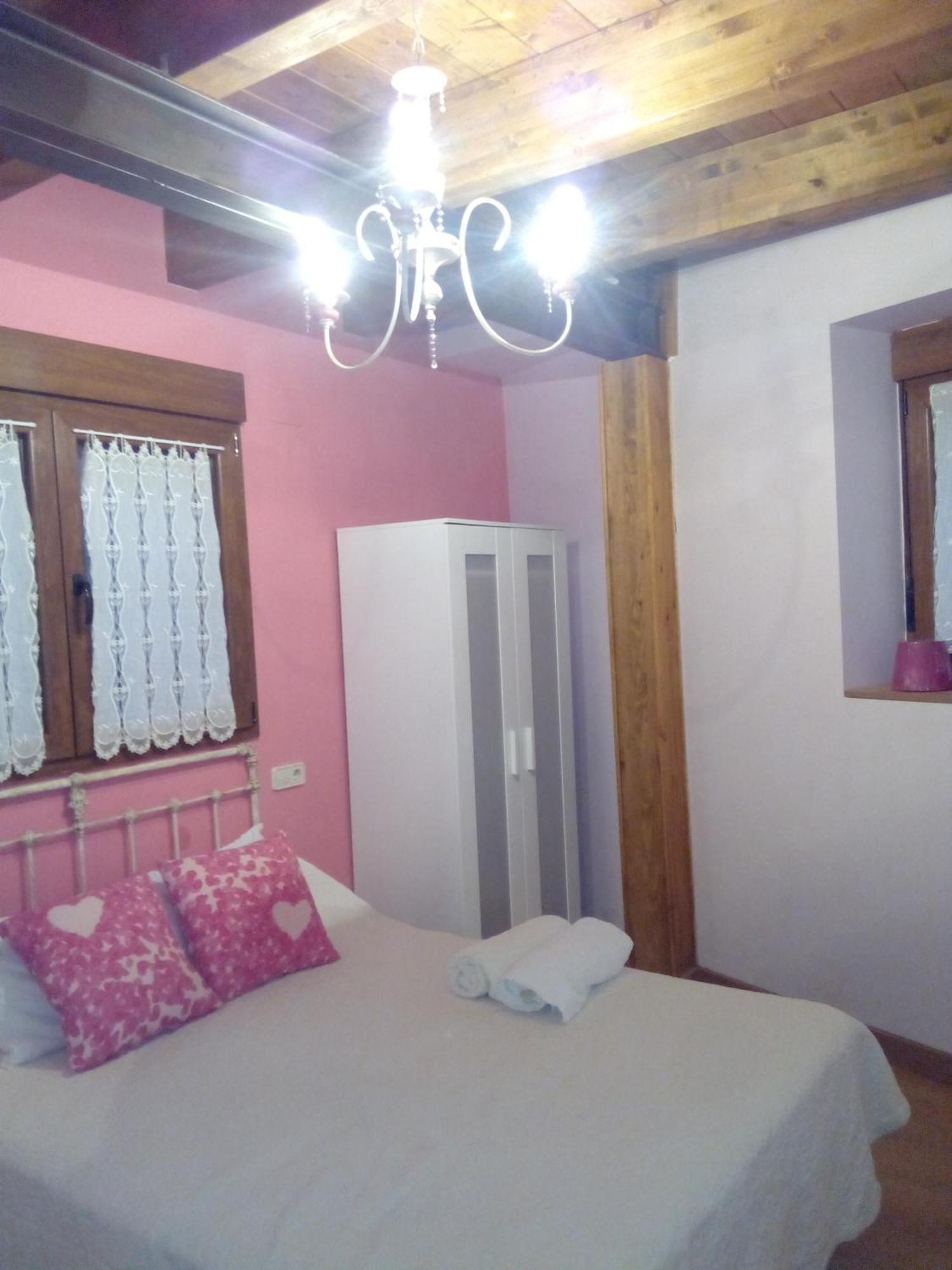 Casa Javier Guest House Rodellar Bilik gambar